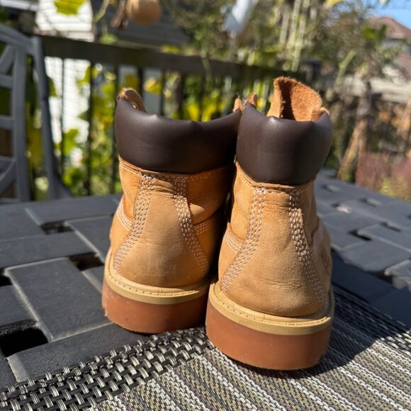 Timberland Kids Boots – Size US 2 – Like New - Picture 9 of 9